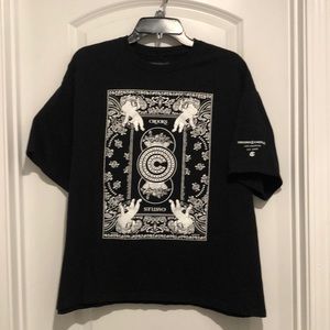Crooks & Castles XL Black/White TeeShirt Awesome Graphics Great Condition
